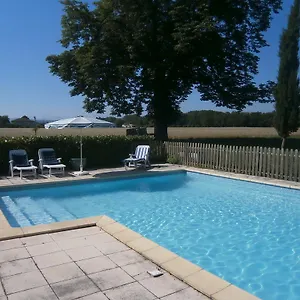 https://la-ferme-montplaisir.midi-pyreneeshotels.com